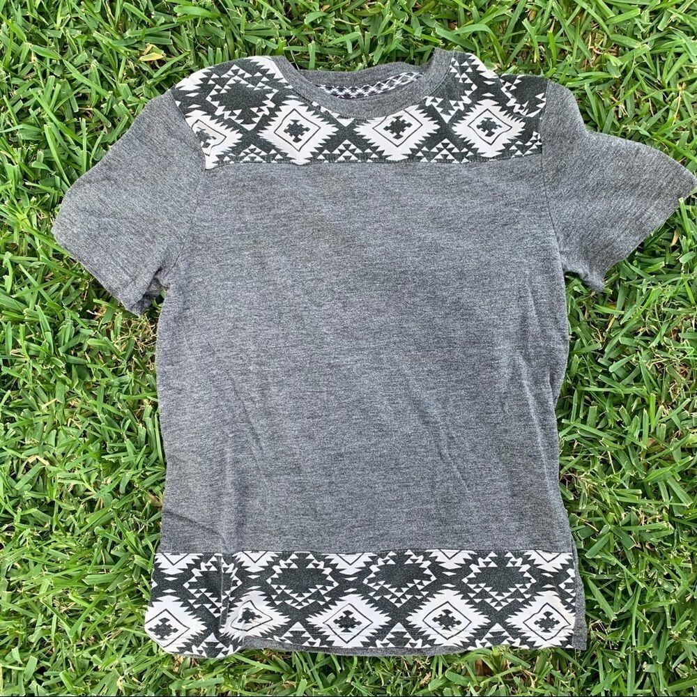 Mossimo Boys Short Sleeve T- Shirt Size Large Youth - VGUC